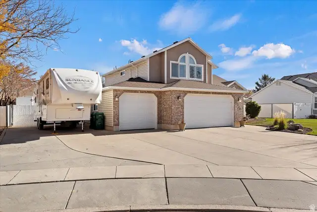 4110 S 2275 W, Roy, UT 84067 - Image #2