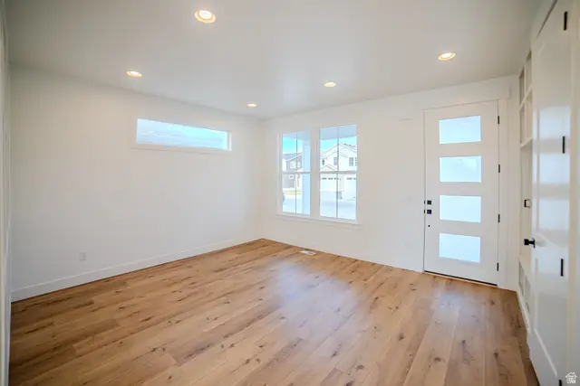 185 W Hackberry Rd, Vineyard, UT 84059 - Image #3