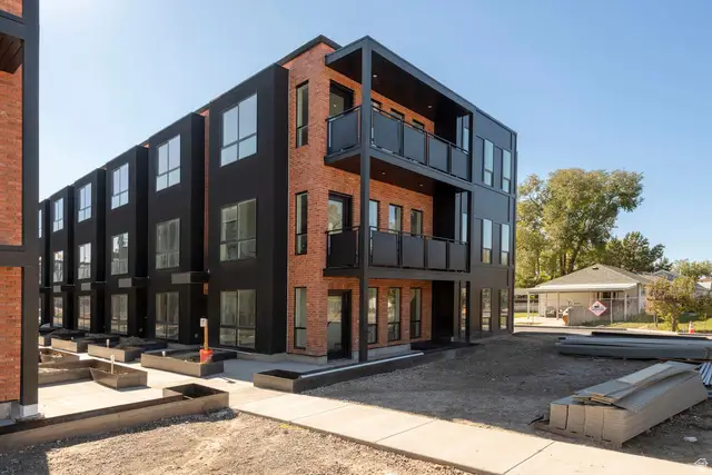 868 E Rowley Dr #101, Millcreek, UT 84124 - Image #1