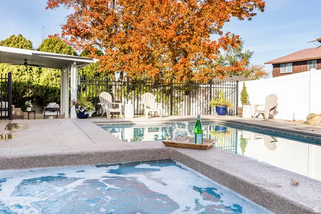 1563 E Granada Dr S, Sandy, UT 84093 - Image #2