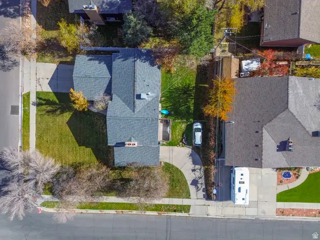 512 E Larchwood Dr, Midvale, UT 84047 - Image #2