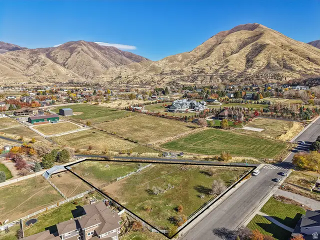 1377 E Maple St, Mapleton, UT 84664 - Image #1