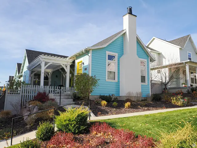 10762 S Beach Comber Way, South Jordan, UT 84009 - Image #2