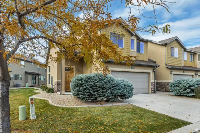 866 S Pheasant Run Dr, Orem, UT 84058 - Image #2