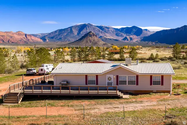 137 Castle Valley Dr, Castle Valley, UT 84532 - Image #2