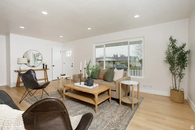 139 W Columbia Dr, Midvale, UT 84047 - Image #3