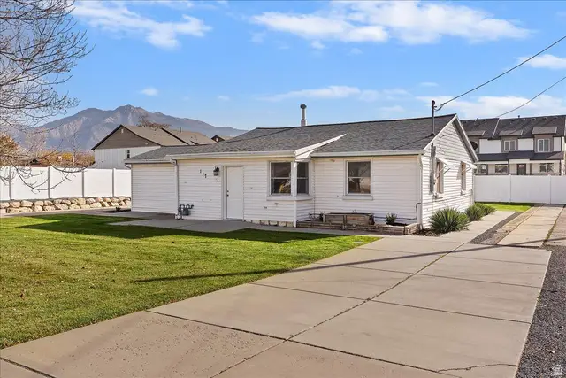 147 W North St N, Ogden, UT 84404 - Image #1
