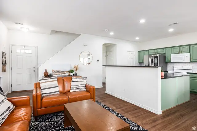 13492 Leaf Wing Ln, Riverton, UT 84096 - Image #2