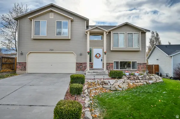 725 N Fox Run Dr E, Tooele, UT 84074