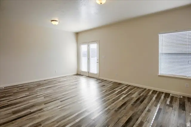 1581 Wyngate Park Dr, South Jordan, UT 84095 - Image #3