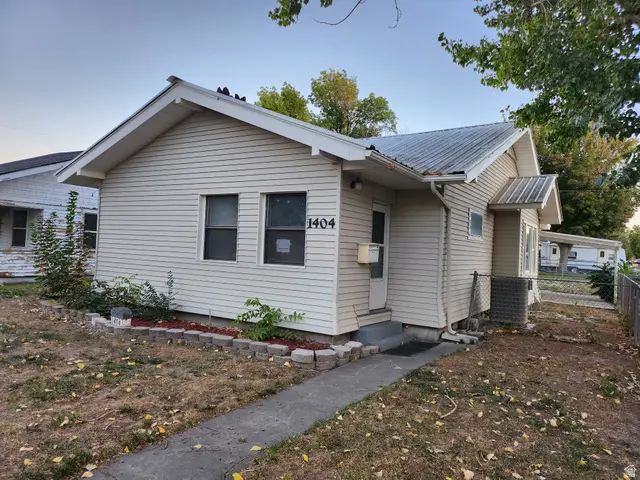 1404 E 4th Ave, Twin Falls, ID 83301 - #1