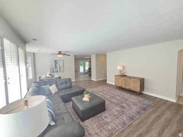 1118 W Autumn Leaf Ln S, Taylorsville, UT 84123 - Image #2