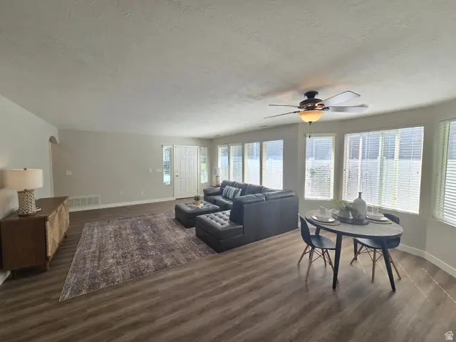 1118 W Autumn Leaf Ln S, Taylorsville, UT 84123 - Image #3