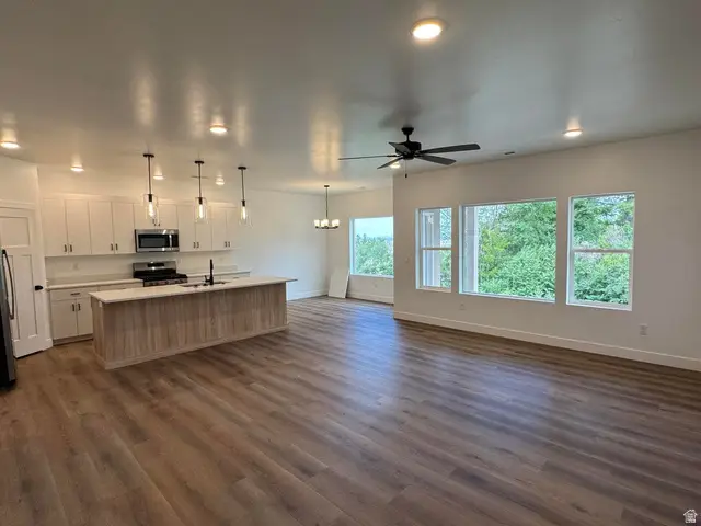 1799 E 5250 N, Enoch, UT 84721 - Image #3