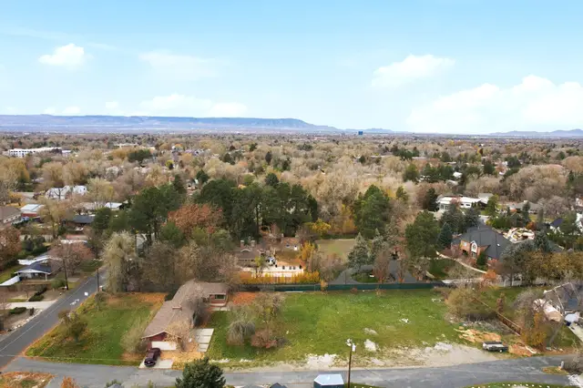 2209 E Fardown Ave, Holladay, UT 84121 - Image #3