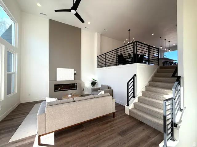 1485 W Burke Ln #102, Farmington, UT 84025 - #1