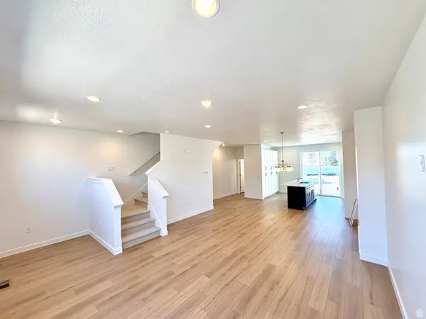 1658 N 1600 W, Layton, UT 84041