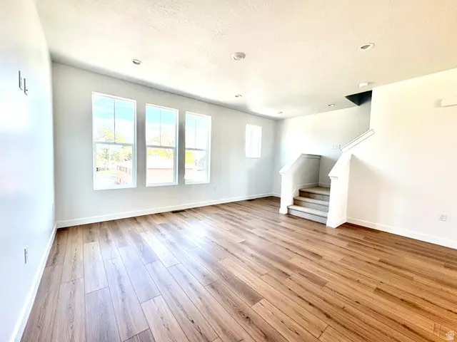 1658 N 1600 W, Layton, UT 84041 - Image #3