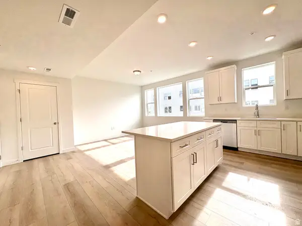 718 W Blue Magic Ln #201, Midvale, UT 84047