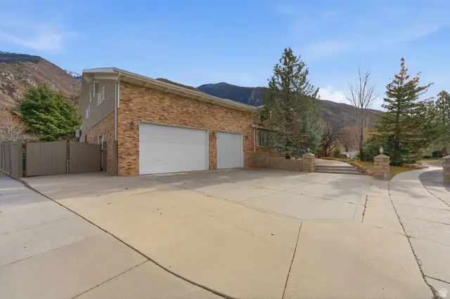 11551 S Woodhampton Dr #2, Sandy, UT 84092 - Image #2