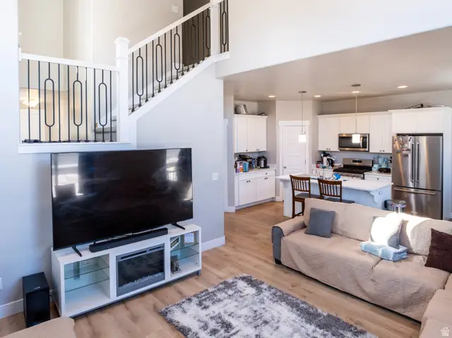 4338 W Burwell Ln, Herriman, UT 84096 - Image #2