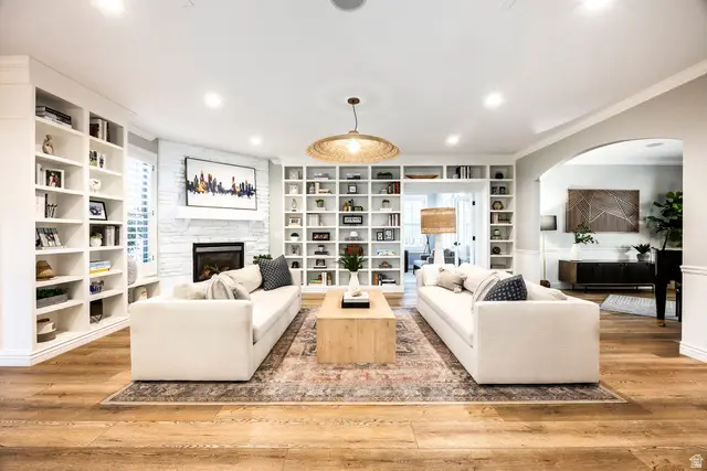 4218 W Open Crest Dr, South Jordan, UT 84009 - Image #2