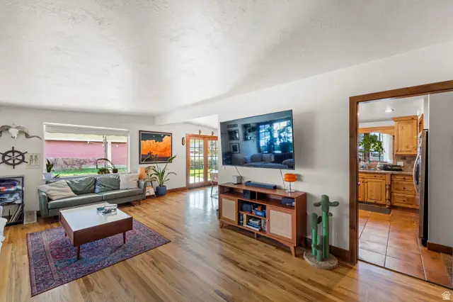 4350 S Albright Dr E, Holladay, UT 84124 - Image #3