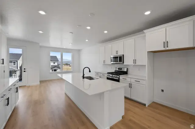 12674 S Lincoln Peak Ln #111, Riverton, UT 84096 - Image #3