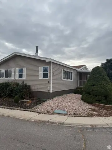 1111 N 2000 W #21, Farr West, UT 84404 - Image #3