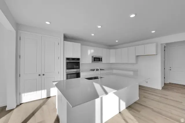 8655 N Halloran Ct #1324, Lake Point, UT 84074 - Image #3