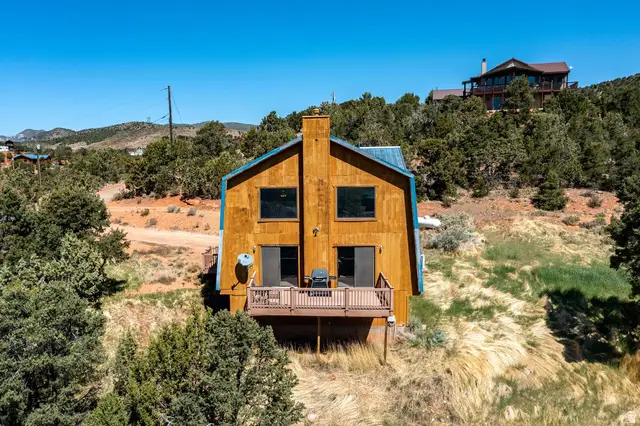 122 N Pine View Dr, Central, UT 84722 - Image #1