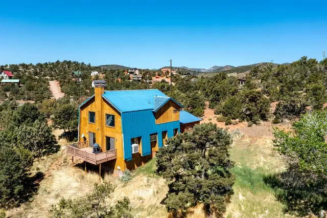 122 N Pine View Dr, Central, UT 84722 - Image #2