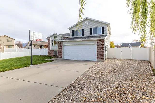 1401 W 1930 N, Clinton, UT 84015 - Image #2