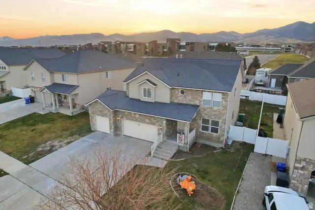 8224 S Oak Vista Dr, West Jordan, UT 84081 - Image #2