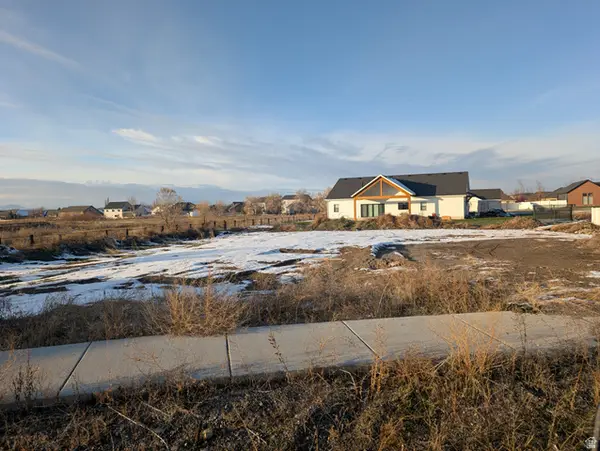 1253 W 3100 S #6, Nibley, UT 84321
