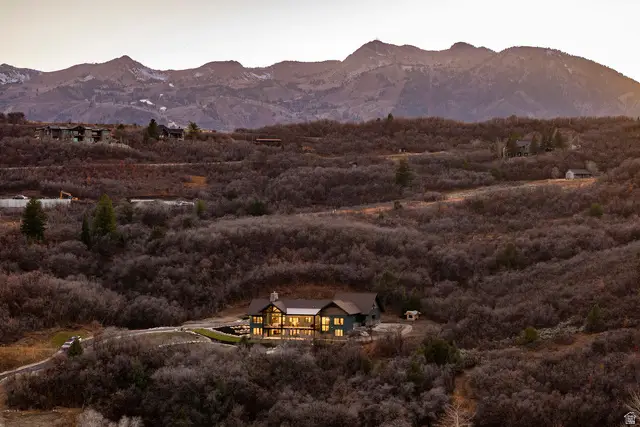 5842 Old Snowbasin Rd, Huntsville, UT 84317 - Image #2