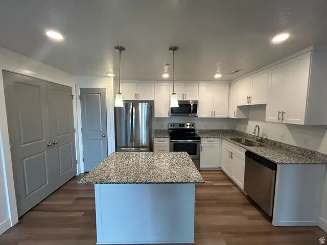 875 S Depot St E #C307, Clearfield, UT 84015 - Image #3