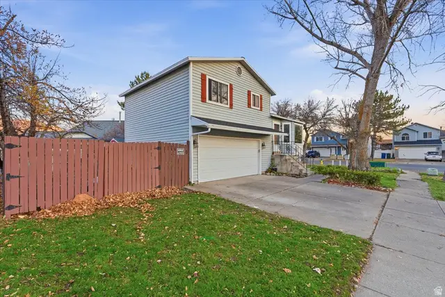 892 Sunflower Dr, Ogden, UT 84404 - Image #2