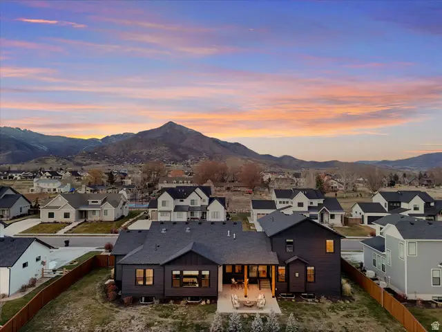 296 E 230 N, Midway, UT 84049 - #2