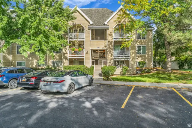 1205 E Waterside Cv #13, Midvale, UT 84047 - Image #1