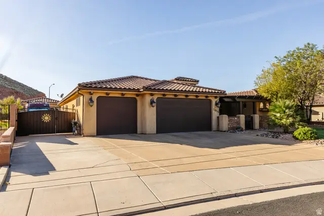 2056 S Great Basin Dr, Washington, UT 84780 - Image #2