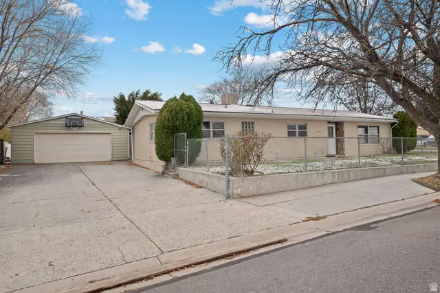 3827 W Country Squire Dr S, West Jordan, UT 84088 - Image #3