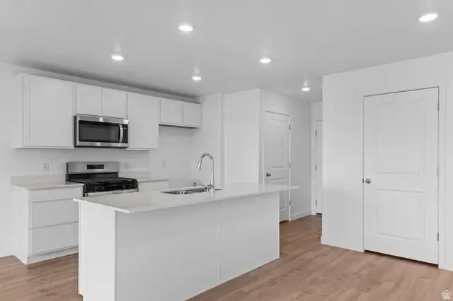 328 E Glencoe Dr #1080, Saratoga Springs, UT 84048 - Image #3