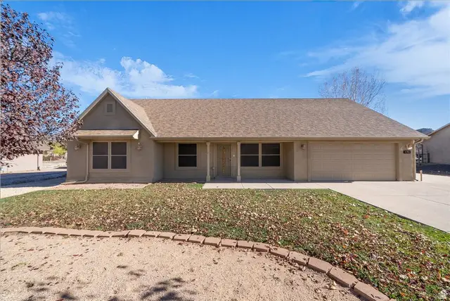 1190 N Horsemans Park Dr, Dammeron Valley, UT 84783 - Image #1