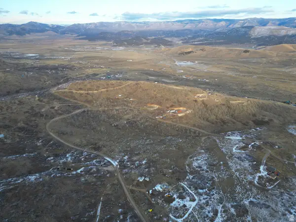 210 210 Oakerhollow Dr #210, Indianola, UT 84629