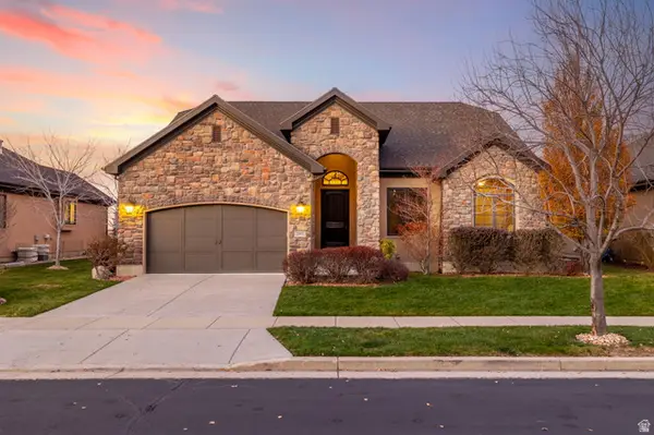 2993 E Scenic Valley Ln S, Sandy, UT 84092