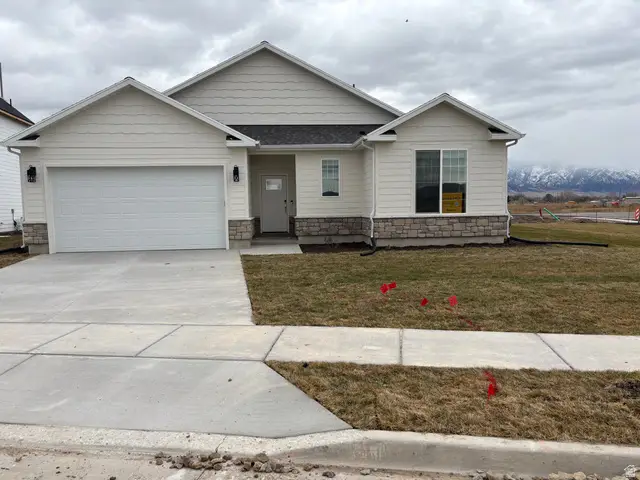 768 N 600 W #211, Tremonton, UT 84337 - #1