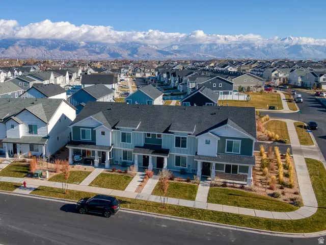 458 N Trident Dr, Saratoga Springs, UT 84045 - Image #2