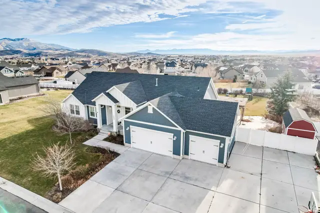 2098 E Elkhorn Rd, Eagle Mountain, UT 84005 - Image #3
