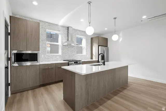 595 E Betsey Cv S #25, Salt Lake City, UT 84107 - Image #3